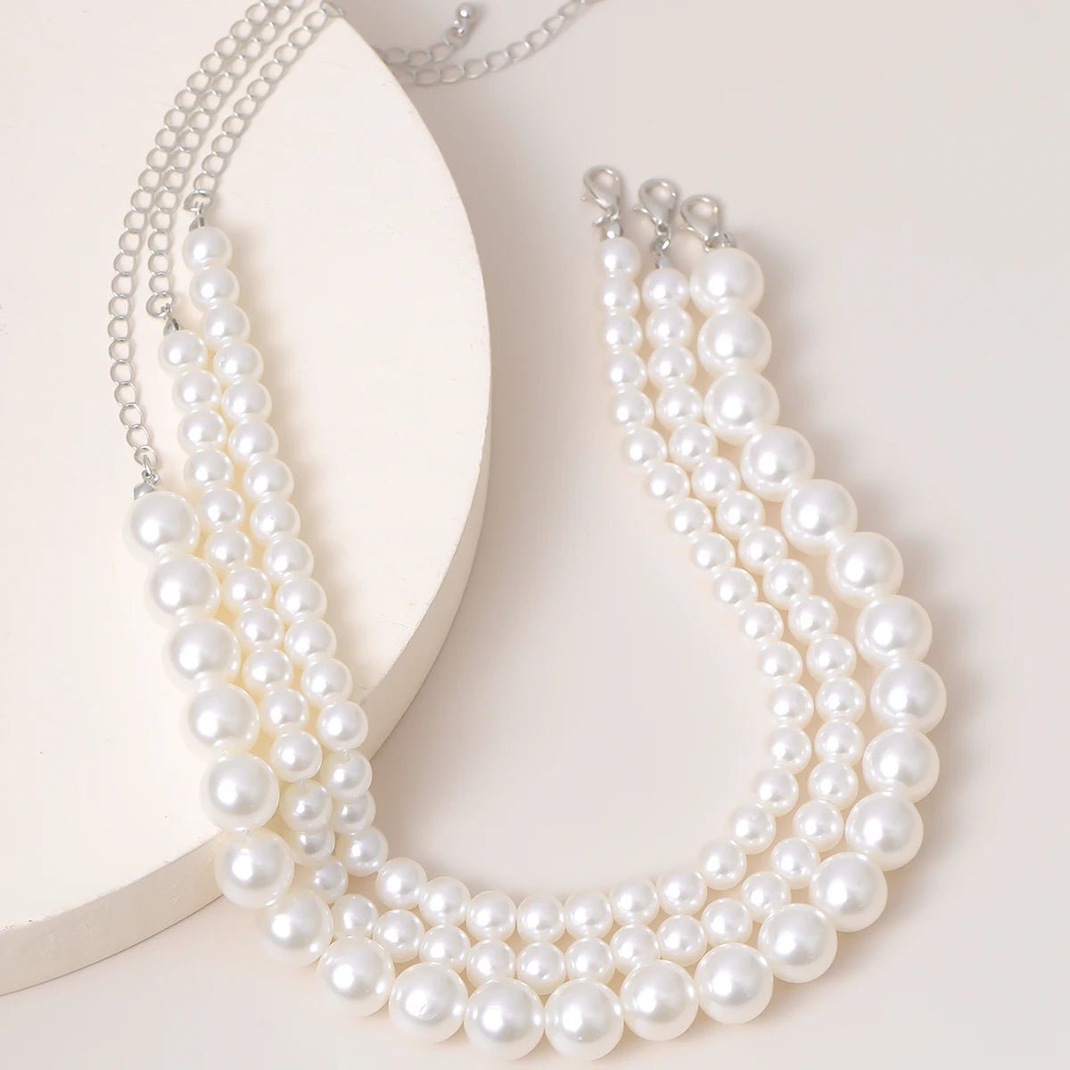 Années 50 Collier Vintage Trois Rangs de Perles - Ma Penderie Vintage