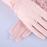 <tc>1950's</tc> Retro Pin Up Lace Gloves