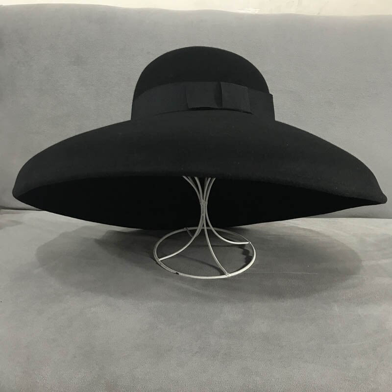 <tc>1960's</tc> Hat <tc>L</tc>groin Black Audrey Hepburn